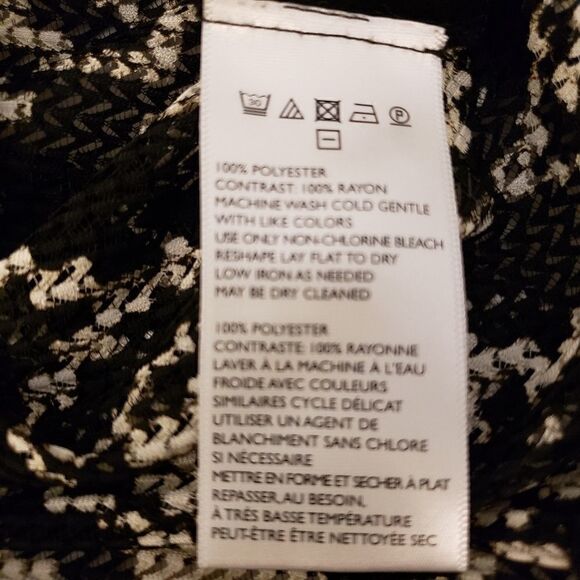 Staring at Stars Sleeveless Dress  med Pre-owned - Picture 6 of 6